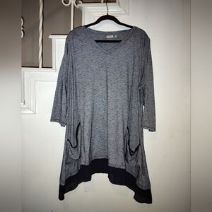 LOGO by Lori Goldstein Gray Asymmetrical 3/4 Sleeve Tunic